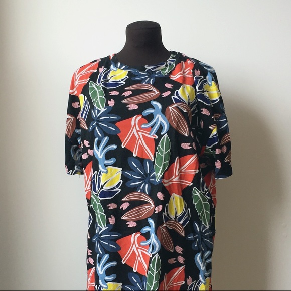 Zara Floral Tunic // Abstract Print Shirt Dress - Picture 4 of 4